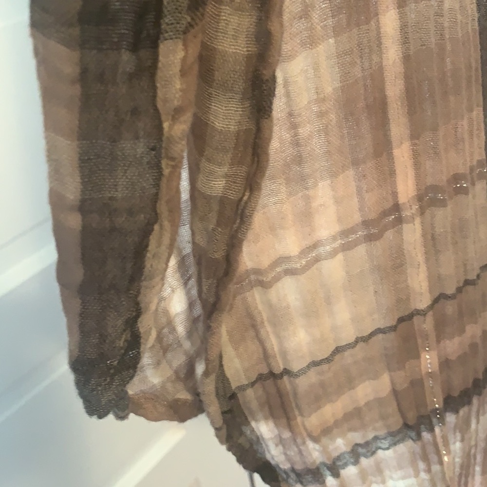 Akemi + Kin Plaid Tunic - Picture 5 of 7
